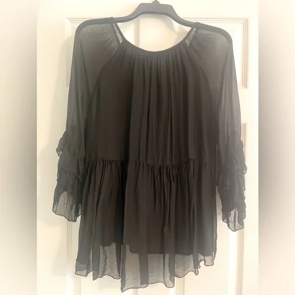 NWT Cobblestone Ruffle Sleeve Silk Black Blouse One size - Picture 2 of 5